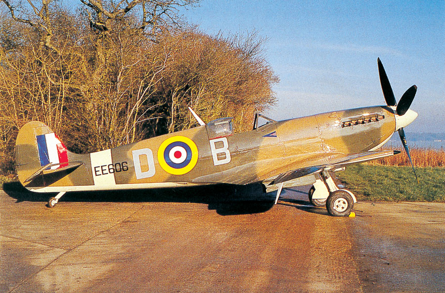 Flight Journal - Flight Journal | Elliptical Elegance – Flying and Evaluating the Seafire Mark III